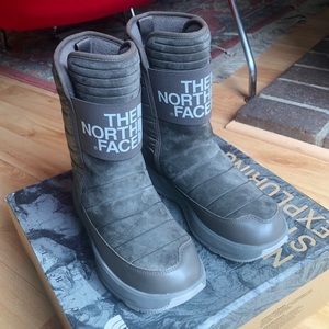 Northface snow boots